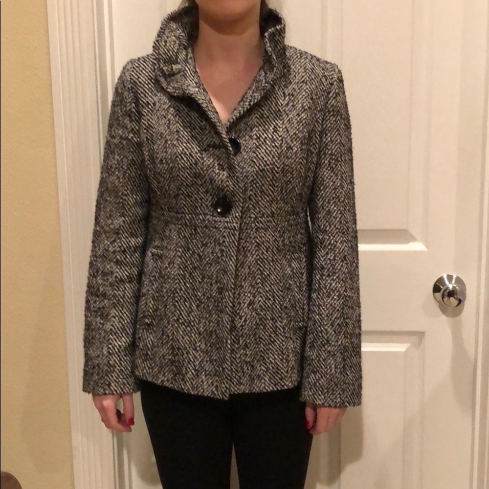Mixed white and black peacoat